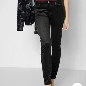 NWOT SEVEN7 High Rise Black Velvet Skinny